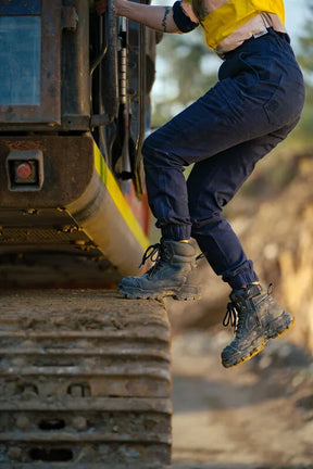 Blundstone #9961 Women's Zip Sided Safety Boot